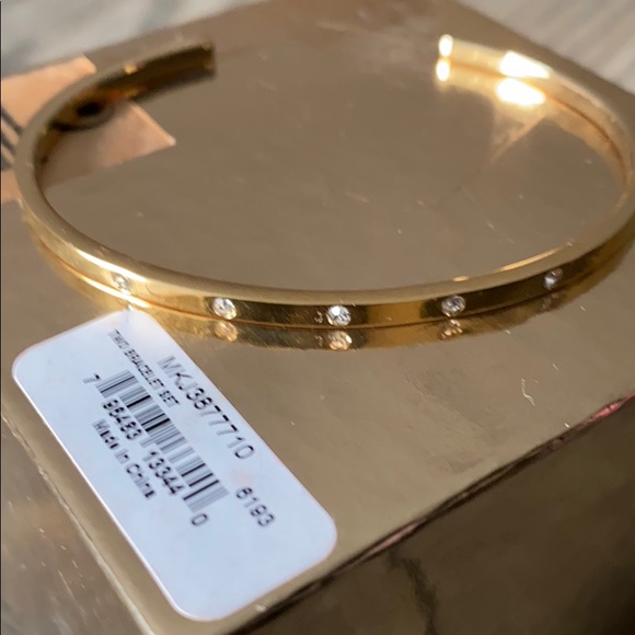 NWOT MichaelKors two bracelet set - Picture 6 of 7
